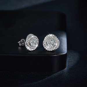 Boucles d'oreilles clous rondes en argent pur Moissanite pour hommes et femmes, 0,5 ct, toutes tendances - Product Image 5