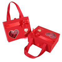 Boîte à bijoux double anneau avec 12 roses artificielles rouges faites à la main pour la Saint-Valentin 2026, Noël, Nouvel An, Pâques