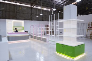 Design d'intérieur tendance <span class=keywords><strong>pour</strong></span> boutique d'anime, présentoir personnalisé <span class=keywords><strong>pour</strong></span> boutique de mangas, mobilier sur mesure <span class=keywords><strong>pour</strong></span> boutique de collectionnables dimensionnels Otaku - Product Image 6