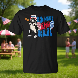 Camiseta Raccoon Merica Rock Red White And Feral para el 4 de julio - Product Image 3