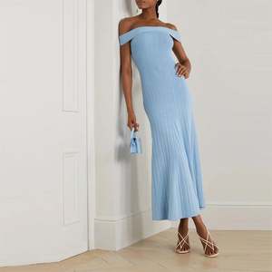 Prendas de punto personalizadas verano azul fuera del hombro Sexy Casual Maxi vestidos de <span class=keywords><strong>mujer</strong></span> para ocasiones especiales Vestido de punto de <span class=keywords><strong>mujer</strong></span> - Product Image 5