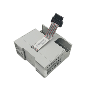 Controlador Lógico Programable (PLC) FX5-16EYR/ES - Product Image 1