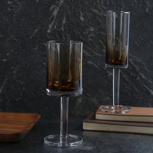 Haut de gamme français romantique droit gobelet monobloc <span class=keywords><strong>verre</strong></span> ambre dégradé couleur métal <span class=keywords><strong>verre</strong></span> à <span class=keywords><strong>vin</strong></span> pour événement fabricant de gros - Product Image 3