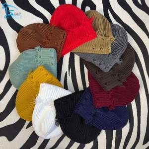 Bonnet tricoté chaud unisexe style streetwear américain, motif déchiré, pour l'hiver, style hip-hop punk - Product Image 1