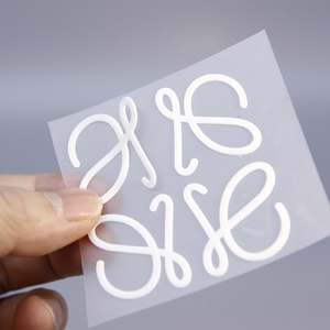 Oferta Especial: Logotipos de Transferencia Térmica de Silicona Personalizados Directos de Fábrica para Uso en Prensa de Calor Dual, <span class=keywords><strong>Pegatinas</strong></span> de Marca para Prendas Exteriores - Product Image 1