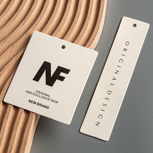 Étiquettes de prix rectangulaires en PET découpées au laser et gaufrées en 3D avec logo et certificat de marque pour magasins de vêtements, cartes de vêtements pour hommes et femmes - Product Image 2