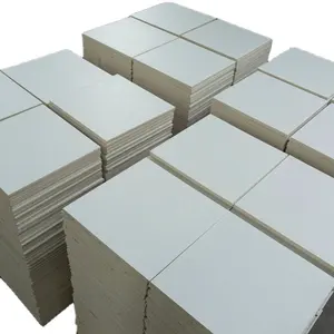Equipamento de placa de teto de gesso folheado de PVC. Linha de produção de teto de gesso formato quadrado de 600*600mm fornecedor Armstrong
