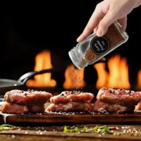 Échantillon Gratuit Lot de 24 Bouteilles à Épices Carrées de 120 ml Pot à Condiments Bouteilles en Verre de 4 oz avec Couvercle en Aluminium