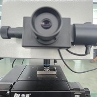 Testeur de dureté numérique Huayin HVS-10Z Micro Vickers à tourelle automatique, machine d'essai de dureté à charge de 10 kgf