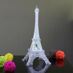 Lampada Notturna LED 3D Romantica a Forma di Torre Eiffel con Cambio Colore per Camera da Letto, Feste, Decorazione Natalizia e Regalo - Product Image 3
