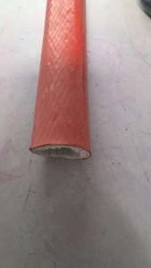 <span class=keywords><strong>Gaine</strong></span> de câble de <span class=keywords><strong>gaine</strong></span> enroulée en <span class=keywords><strong>spirale</strong></span> résistante au feu de haute qualité <span class=keywords><strong>gaine</strong></span> de câble industrielle tressée en Nylon - Product Image 3