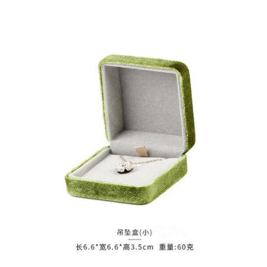 small pendant box