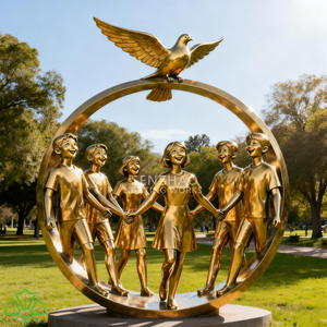 Escultura de la Paz de Acero Inoxidable Dorado Senzhao con Niños y Paloma, Instalación de Arte Público para Decoración de Parques y Plazas - Product Image 1