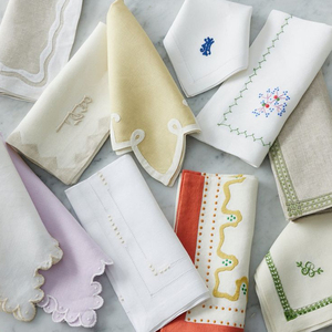 Jrs biểu tượng tùy chỉnh làm bằng tay Khăn ăn nơi Mat đặt 50 bàn đám cưới mộc mạc với sò điệp cạnh & Vintage hoa thêu - Product Image 1