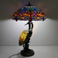 Lampe de table LongHuiJing 18 pouces avec abat-jour en verre teinté motif libellule et base grue antique