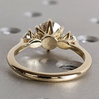 Bague de fiançailles en or massif 14K/18K avec trois pierres en diamant de laboratoire cultivé, taille ronde 1 carat, monture personnalisée, certifiée IGI CVD/HPHT