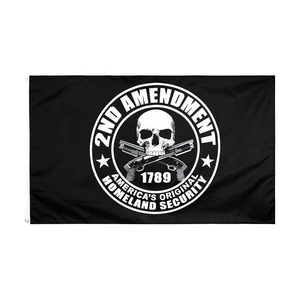 Bandera de la Segunda Enmienda de los Estados Unidos de 3x5 pies (1789), con Diseño de Calavera, Impresa en Serigrafía sobre Poliéster, con Asta de Madera, Venta al por Mayor - Product Image 1