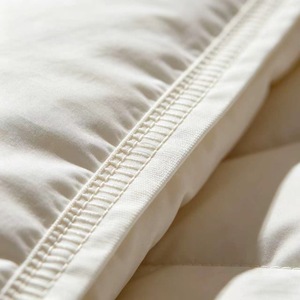 Couette en duvet de canard blanc ultra-douce, respirante, de qualité supérieure, pour une chaleur toute saison - Product Image 4