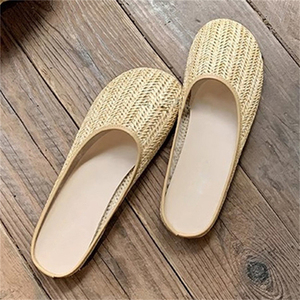 XSD Women's Elegant <b>Flat</b> Sandals <b>Pointed</b> <b>Toe</b> Slip-On Low Heel Mules for Summer Outdoor Height Increasing Anti-Slip Fashion Trend - Product Image 4