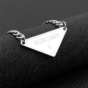 Collier Hip Hop de luxe en émail, chaîne cubaine en acier inoxydable, collier triangle - Product Image 4