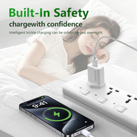 Cargador de Pared USB PD 3.0 de 12W 2.4A con Logotipo Personalizado OEM, Juego de Cables Tipo C, Enchufe para Reino Unido Ecológico e Ignífugo para Uso Universal