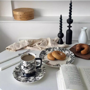 Assiette en céramique vintage française, assiette à dessert, assiette à gâteau pour le thé de l'après-midi - Product Image 1