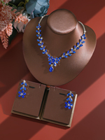 Ensemble collier et boucles d'oreilles minimalistes élégants et luxueux en argent plaqué pour mariage, fiançailles, occasions spéciales, toutes saisons, cadeau