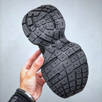 Chaussures de créateur célèbres, style chaussette, de luxe et de qualité supérieure, pour le tennis et la marche, à semelle épaisse