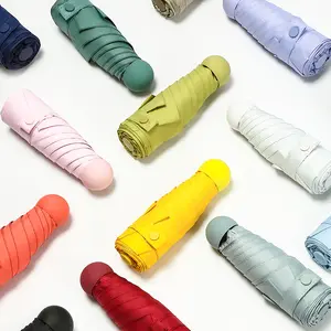 Factory Hot Selling Einzelhandel preis UV Sonne und Regen Fünf Falt kapsel Mode Mini Pocket Umbrella