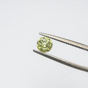 พลอยแซฟไฟร์สีเหลืองทรงกลม รูปไข่ รูปหยดน้ำ รูปหัวใจ รูปทรงมาร์คีส์ รูปทรงคุชชั่น รูปทรงสี่เหลี่ยม ผลิตจากห้องปฏิบัติการ - Product Image 4