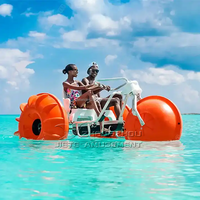 Tricycle aquatique à pédales personnalisé avec différents designs, pour sports de plein air, 3 grandes roues, pontons en PVC, bateau à pagaies, vélo aquatique