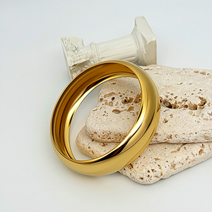 <span class=keywords><strong>Bracelet</strong></span> large classique en acier inoxydable plaqué or pour <span class=keywords><strong>femme</strong></span>, bijoux de luxe anti-ternissement, idéal pour un cadeau de Saint-Valentin - Product Image 3