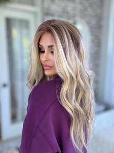 Perruques synthétiques à dentelle frontale résistantes à la chaleur, blond ombré avec mèches brunes, 22 pouces, longues et ondulées naturelles pour femmes - Product Image 2