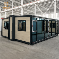 Maison Modulaire Conteneurisée à Double Aile Personnalisée de 20, 30 ou 40 pieds, 1 à 4 Chambres, pour Projets de Villas de Jardin avec Entrée Centrale en Verre