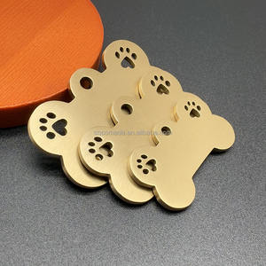 Onbehandelde Koperen Hondenbotlabel Met Poot Blanco Huisdier-Id-Tags Voor Lasergravure Stempelen - Product Image 1