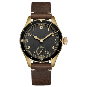 Fournisseur d'or, fabricant chinois, fabrique une montre-bracelet vintage à quartz avec boîtier en acier inoxydable 316L et bracelet en cuir de veau U3007 - Product Image 4