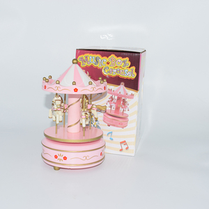 Carrusel de madera Decoración para el hogar Adornos de <span class=keywords><strong>Navidad</strong></span> Caja musical Escritorio Clásico <span class=keywords><strong>Navidad</strong></span> Caja de música redonda de madera - Product Image 3