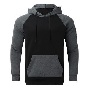 Sudadera con Capucha para Hombre, Diseño Color Block, Manga Larga, Cordón Ajustable, Estilo Casual, Negro y Gris, Bolsillos, Logotipo en la Manga Izquierda - Product Image 1