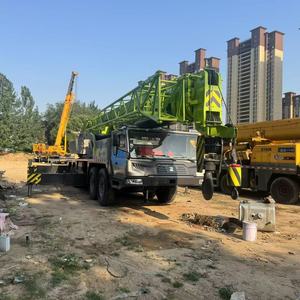 Grue sur camion Zoomlion C3000K, équipement de levage mobile, palan de construction robuste, moteur Cummins, moment de charge élevé, garantie 1 an - Product Image 2
