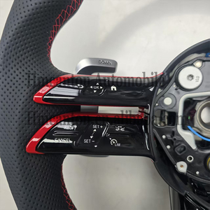 Nouveau produit : Volant perforé en cuir et fibre de carbone pour Mercedes Benz W177 W213 W204 C257 AMG - Product Image 5