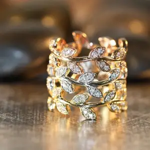 CAOSHI New Fashion Sweet Lovely Ring Korean 2020 Elegant Leaves Modelling Rings Jewelry Shiny Crystal Women Rings