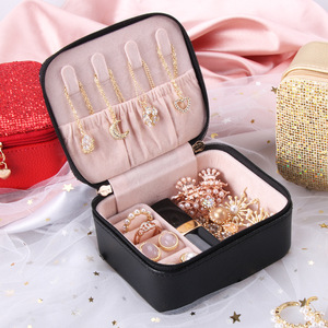 Portable Jewelry Case Made of PU Leather Zipper Flip Jewelry Case Wholesale Cool and <b>Explosive</b> Jewelry Case - Product Image 3