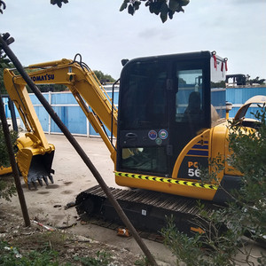 Excavatrice Komatsu PC56 d'occasion, 5,6 tonnes, moteur Cummins, pompe hydraulique Kawasaki, moteur d'origine japonaise, 1200-2000 heures, 90% neuve - Product Image 2