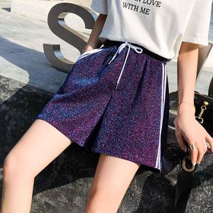 Shorts d'été pour femmes grandes tailles, taille haute, amples, décontractés, plissés, ultra fins, en polyester tricoté, pantalon cinq points - Product Image 1