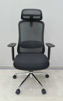 Chaise de bureau exécutive ergonomique moderne en métal avec support lombaire réglable et dossier en maille pivotant pour le bureau à domicile