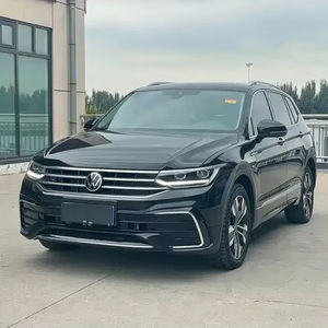 Volks-wagen <span class=keywords><strong>Tiguan</strong></span> L 2023 d'occasion Facelift 380TSI 4WD R-Line Premium Edition <span class=keywords><strong>7</strong></span> <span class=keywords><strong>places</strong></span> spacieux SUV familial 2023 - Product Image 1