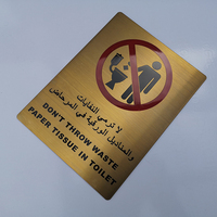 Plaque de signalisation de sol pour toilettes adhésive moderne en acier inoxydable personnalisé avec aluminium et fer pour hôtels et salles de bain