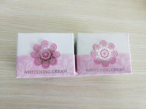 ครีมหน้าขาวใสขายส่งจากโรงงาน ครีมบำรุงผิวหน้ามิสไวท์เทนนิ่ง - Product Image 2