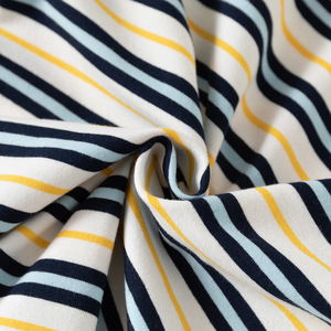 Completo Set Estivo 2026 per Bambini: T-shirt a Maniche Corte in Cotone Spandex a Righe e Pantaloncini per Neonati - Commercio all'Ingrosso - Product Image 2