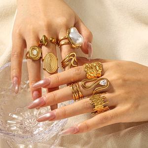 Geometrischer Offener <span class=keywords><strong>Ring</strong></span> für Damen aus Edelstahl Nicht Verblassend 18K Vergoldete Ringe als Geschenk - Product Image 4